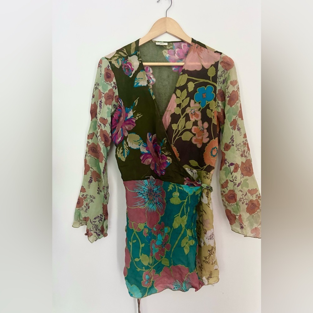 Jill floral wrap kimono top in size medium multicolour
